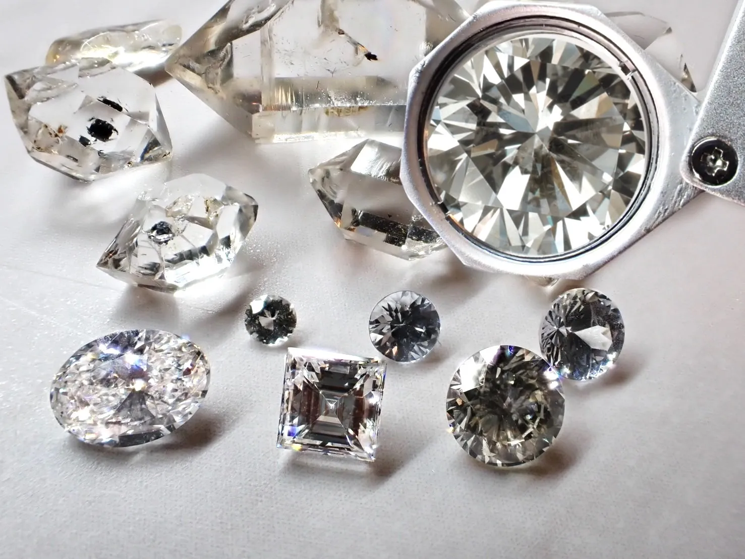 ４月のイベントと営業日